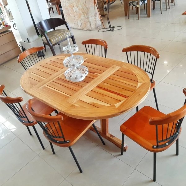 comedor madera y hierro